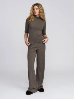 Melly Merino Tee Dark Brown