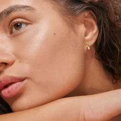 Mio Pearl Studs Pearls