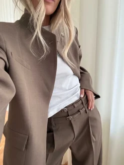 Monique Blazer Sand