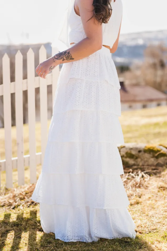 Morris Emb Skirt Offwhite