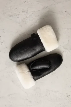 Nia Mittens Black