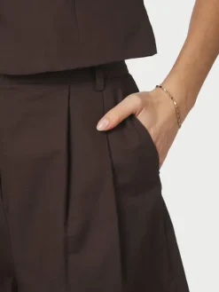 Nika Linen Shorts Dark Brown
