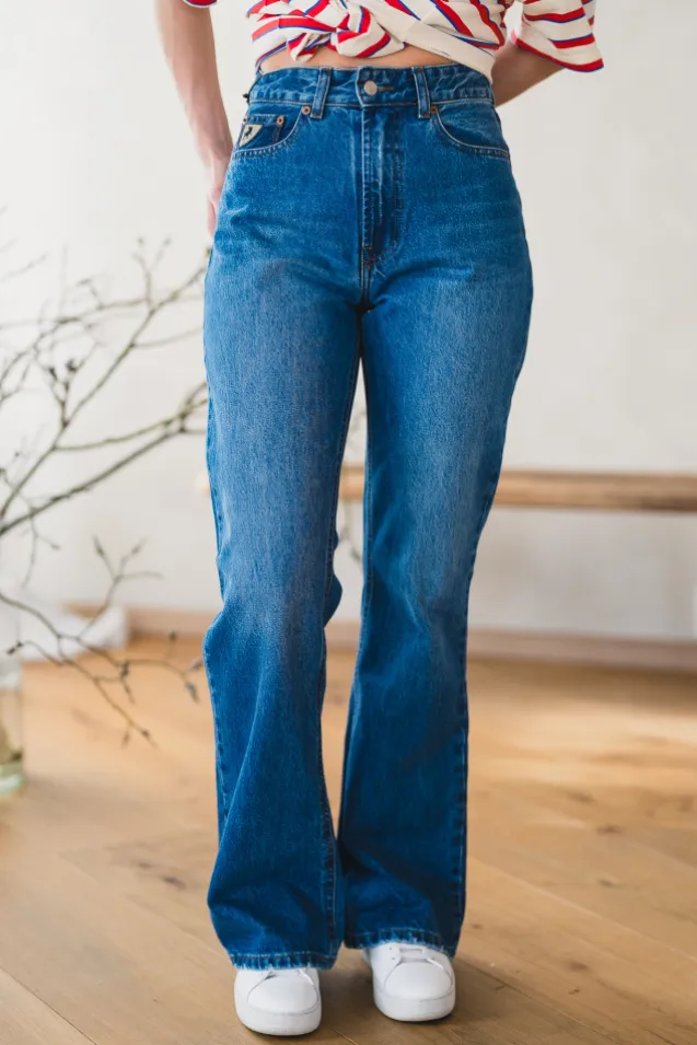 Ninette Jackson Distressed Double Stone