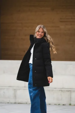 Noon II Onyx