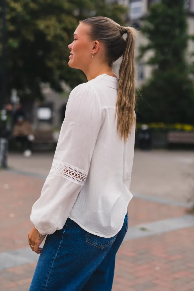 Nuro Shirt White