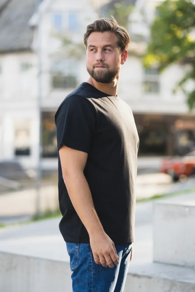 Original Housemark Tee Black