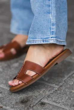 Pam Tan