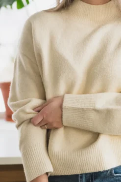 Paulina Fluffy Knit Blouse Offwhite