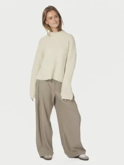 Paulina Fluffy Knit Blouse Offwhite