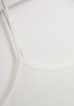 Perfect Line Top W/Straps Ivory