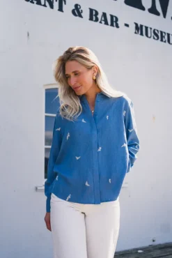 Pernilla Shirt EMB M Blue Wash/Flower