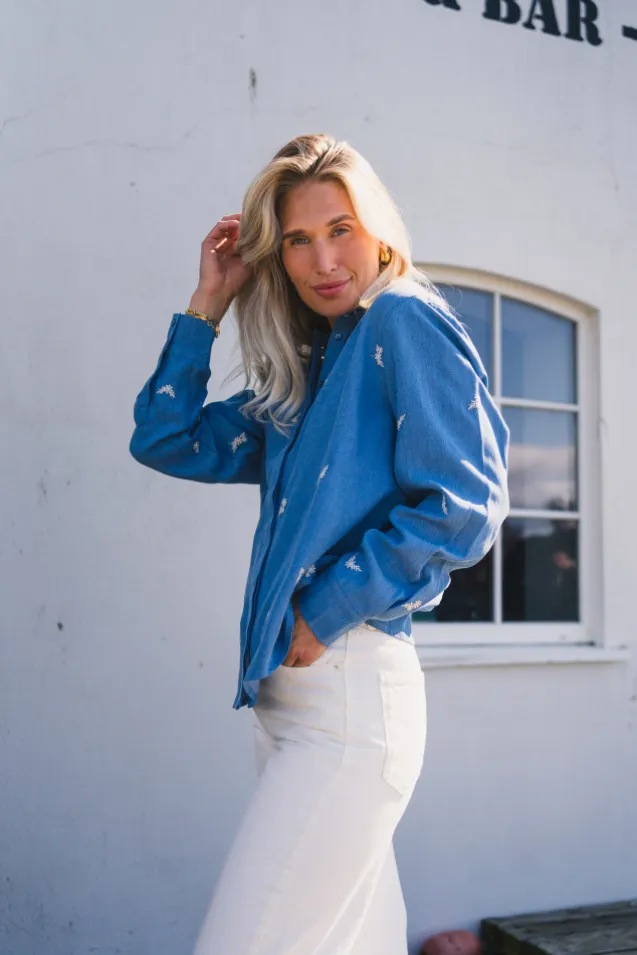 Pernilla Shirt EMB M Blue Wash/Flower