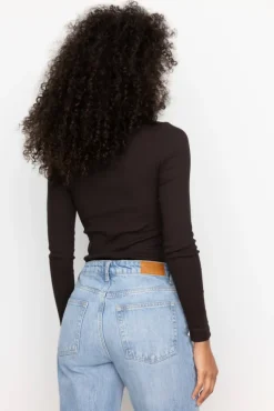 Petronella Rib Boatneck Dark Brown
