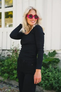 Polly Rib Scoop Neck Black