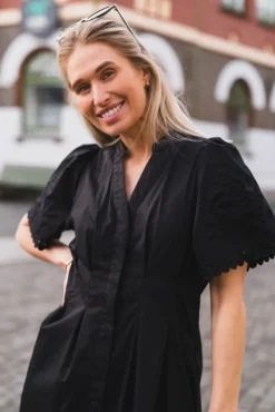 Poppy Emb Pleat Dress Black