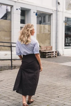 Poppy Pleat Scallop Skirt Dark Brown