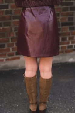 Posy Skirt Winered