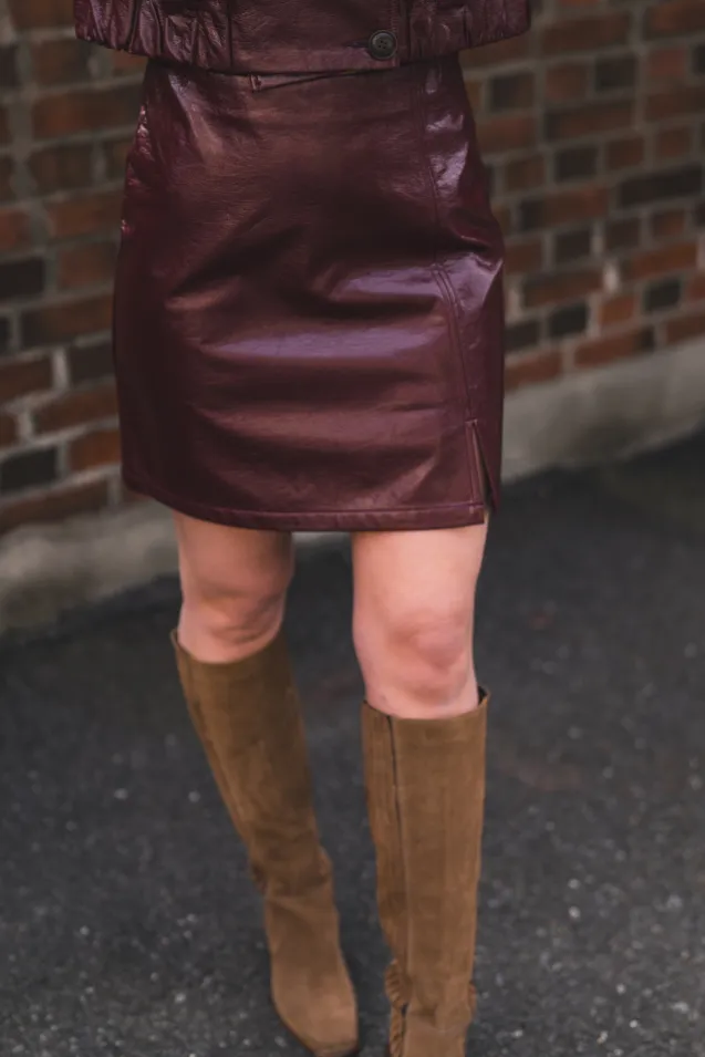Posy Skirt Winered