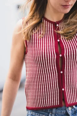 Priscilla Vest STP Rhubarb/B Sand