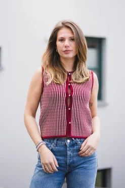 Priscilla Vest STP Rhubarb/B Sand