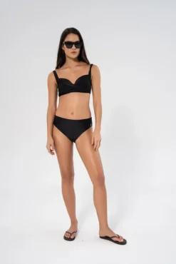 Radient Dione Bottom Black