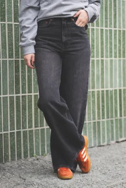 Rebecca Jeans 14146 Northern Sky