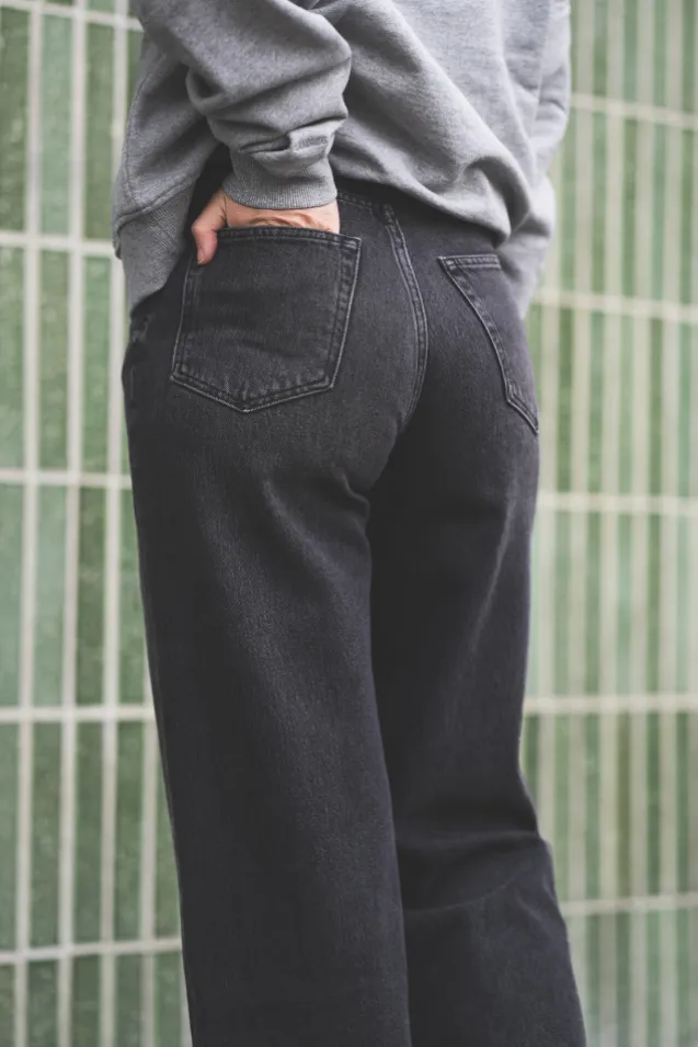Rebecca Jeans 14146 Northern Sky