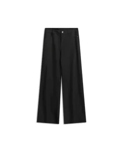 Reign Jean Black