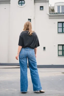 Reign Jean Medium Blue