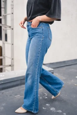 Reign Jean Medium Blue