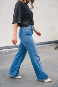Reign Jean Medium Blue