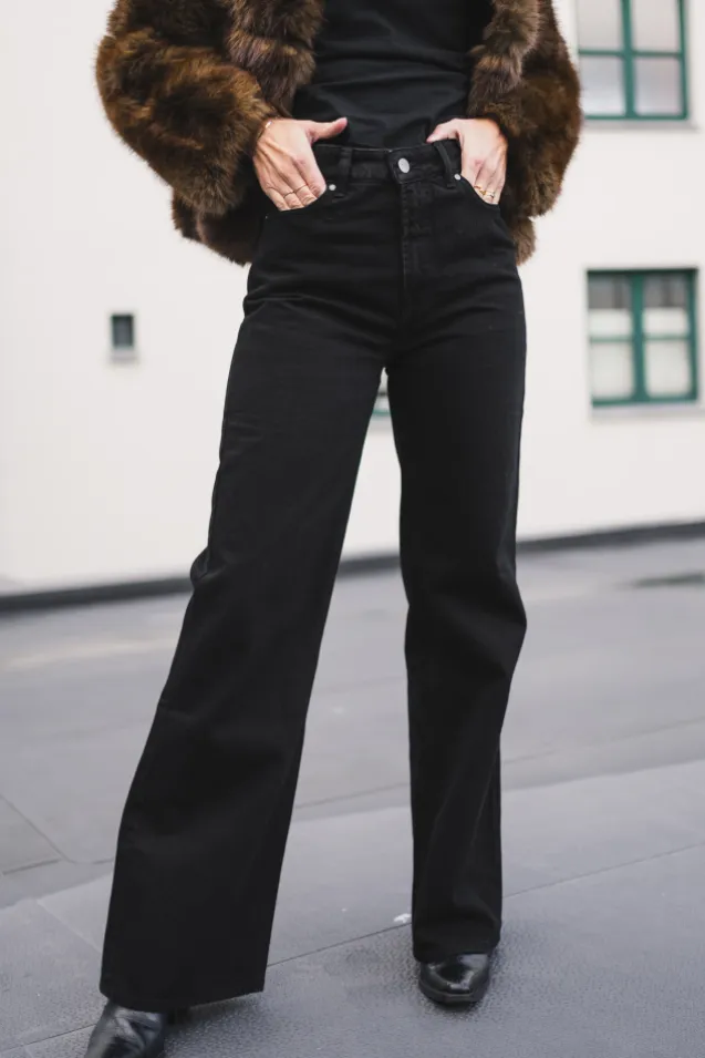 Reign Jeans Black