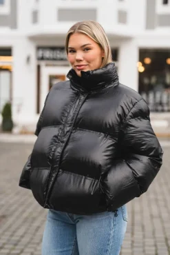 Rhea Shiny Puffer Jacket Black