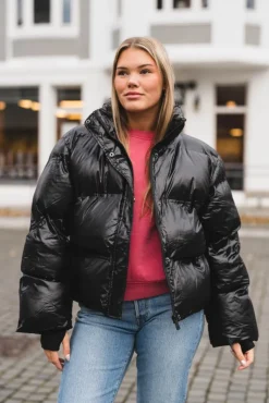 Rhea Shiny Puffer Jacket Black
