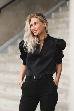 Roella Heavy Sateen Blouse Black
