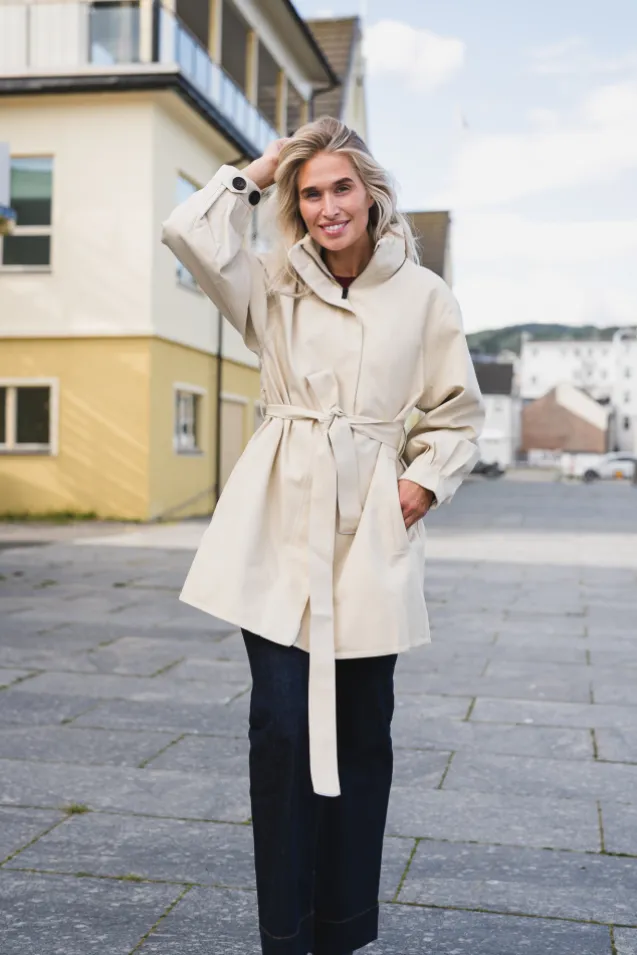 Rossby Coat Beige Denim
