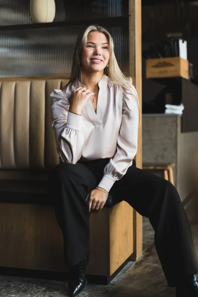 Rosslyn Heavy Sateen Blouse Champagne