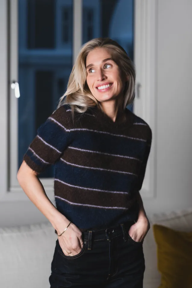 Sajeanne Top 15425 Black Coffee Stripe