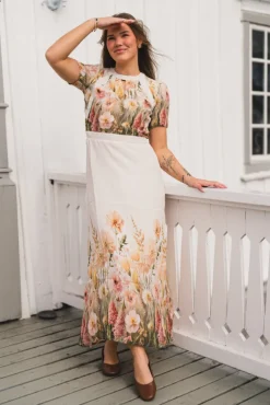 Samira Dress Valley Of Bloom
