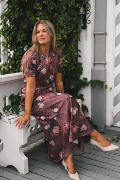 Samira Dress Velvet Roast