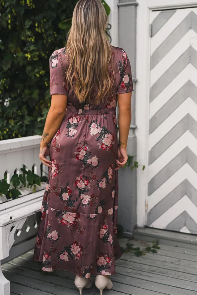 Samira Dress Velvet Roast