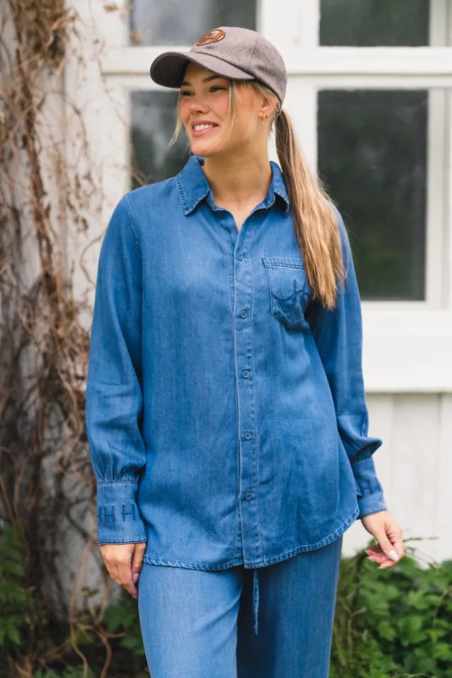 Scarlett Shirt Medium Wash Blue Denim