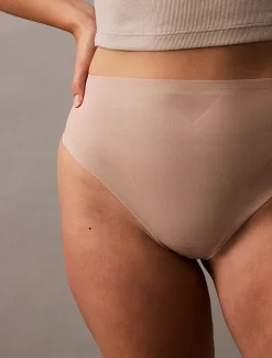 Sculpted Firm Mesh Thong Cedar