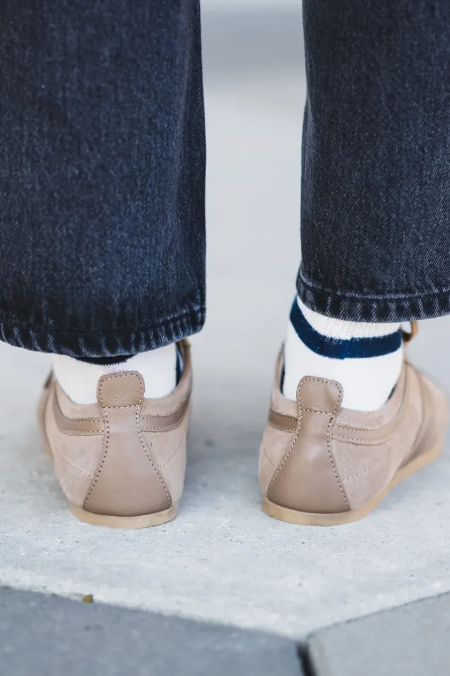 Shade Suede Leather Taupe