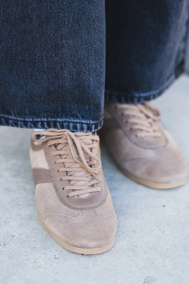 Shade Suede Leather Taupe