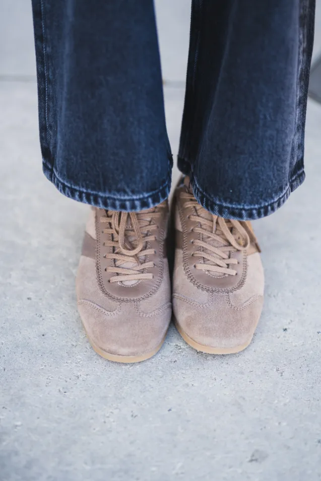 Shade Suede Leather Taupe