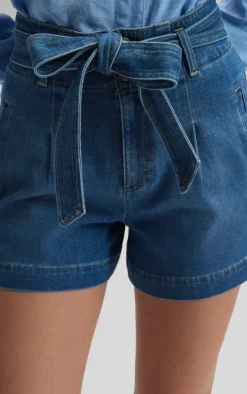 Short With Bow Full Blom Loose