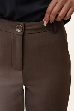 Signatureic Pants Dark Brown