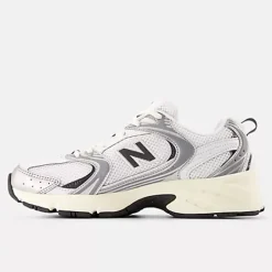 530 Silver Metallic/Black Cement