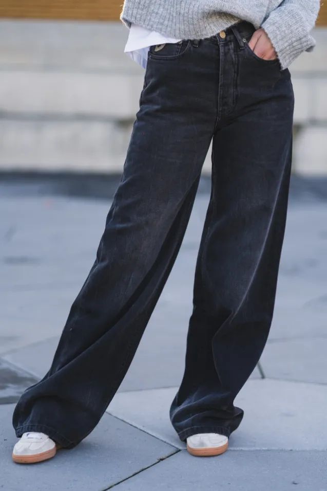 Skater Loose Cole Kohl Stone Black Stone